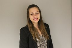 Juliana Out&atilde;o 